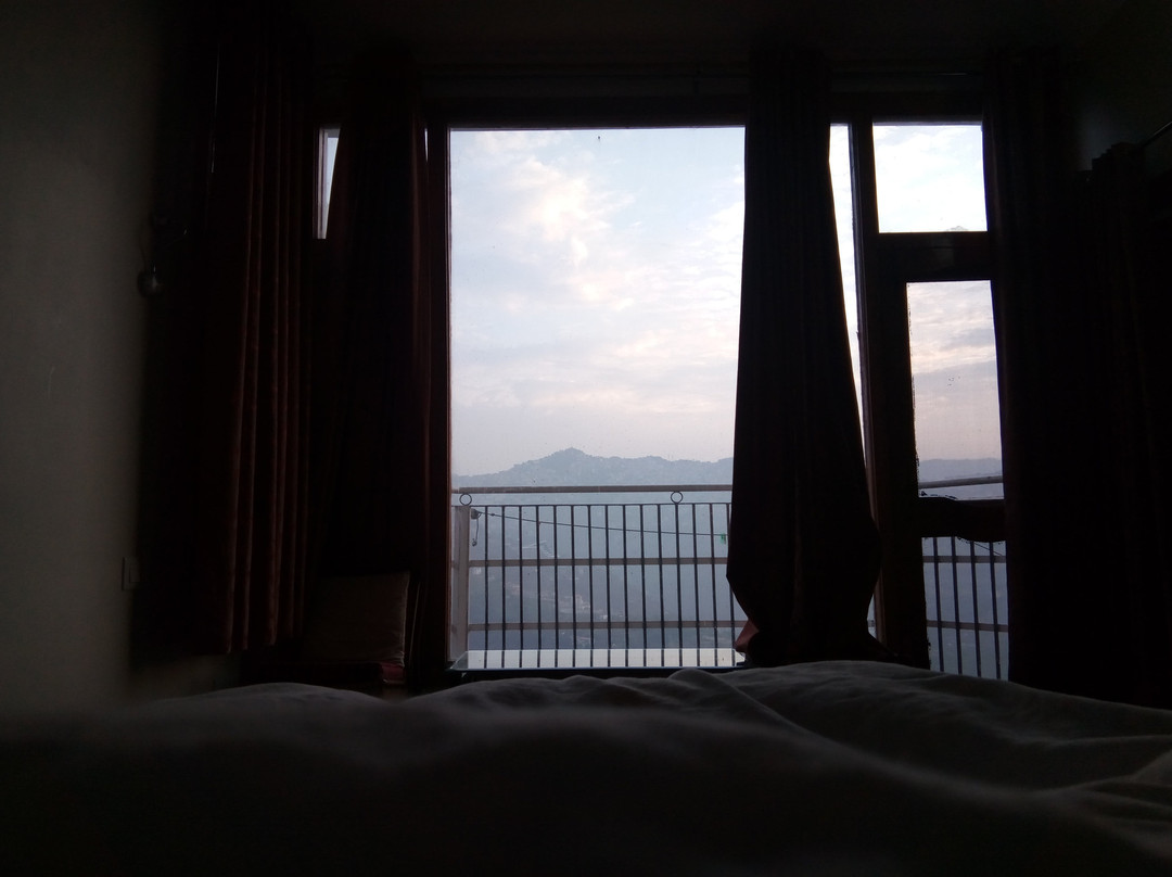 North Valley View主图