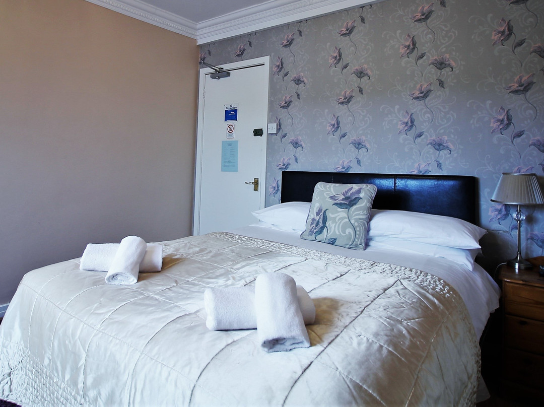 Fairway Hotel