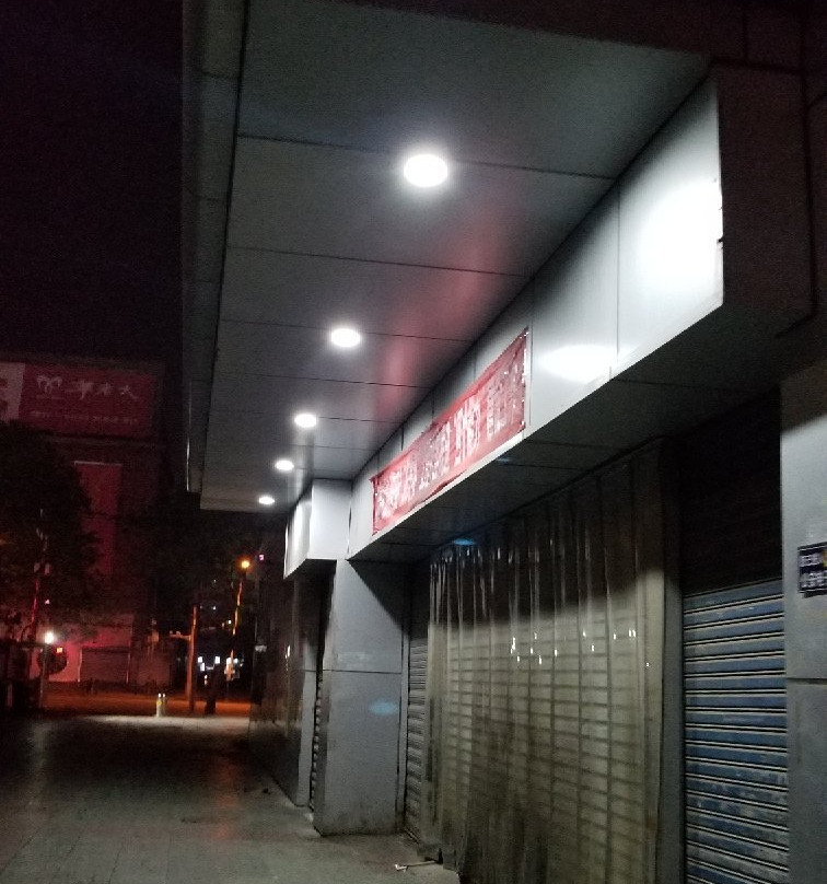 天成服装批发商城-石家庄市必去景点