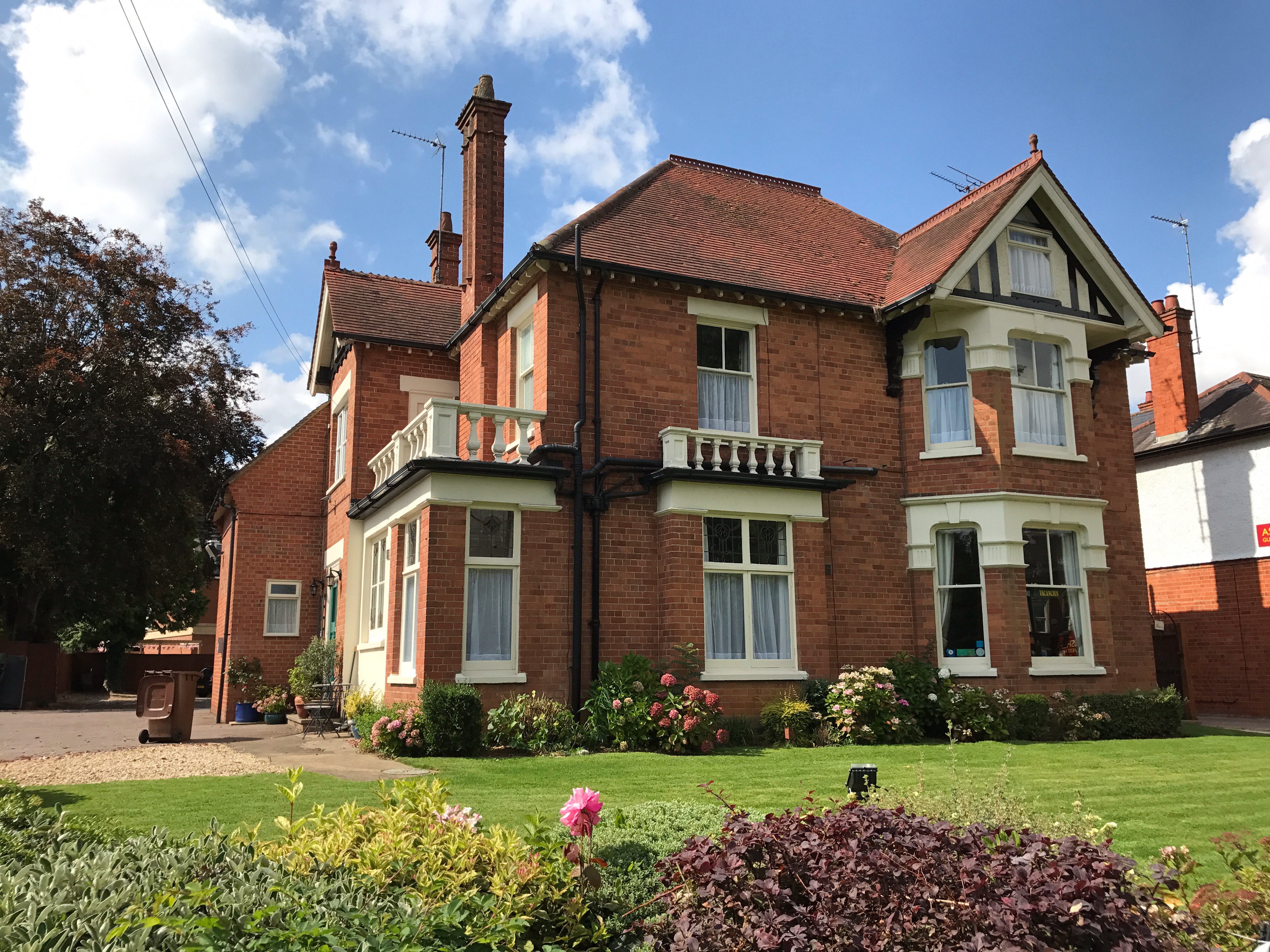 Fairlawns Guest House-官方
