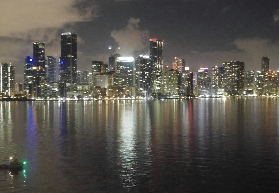 Rickenbacker Bridge-比斯坎湾必去景点