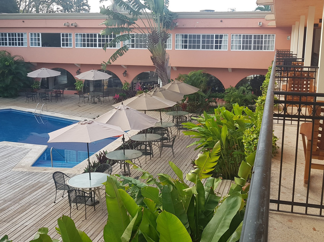 奇琴伊察酒店主图