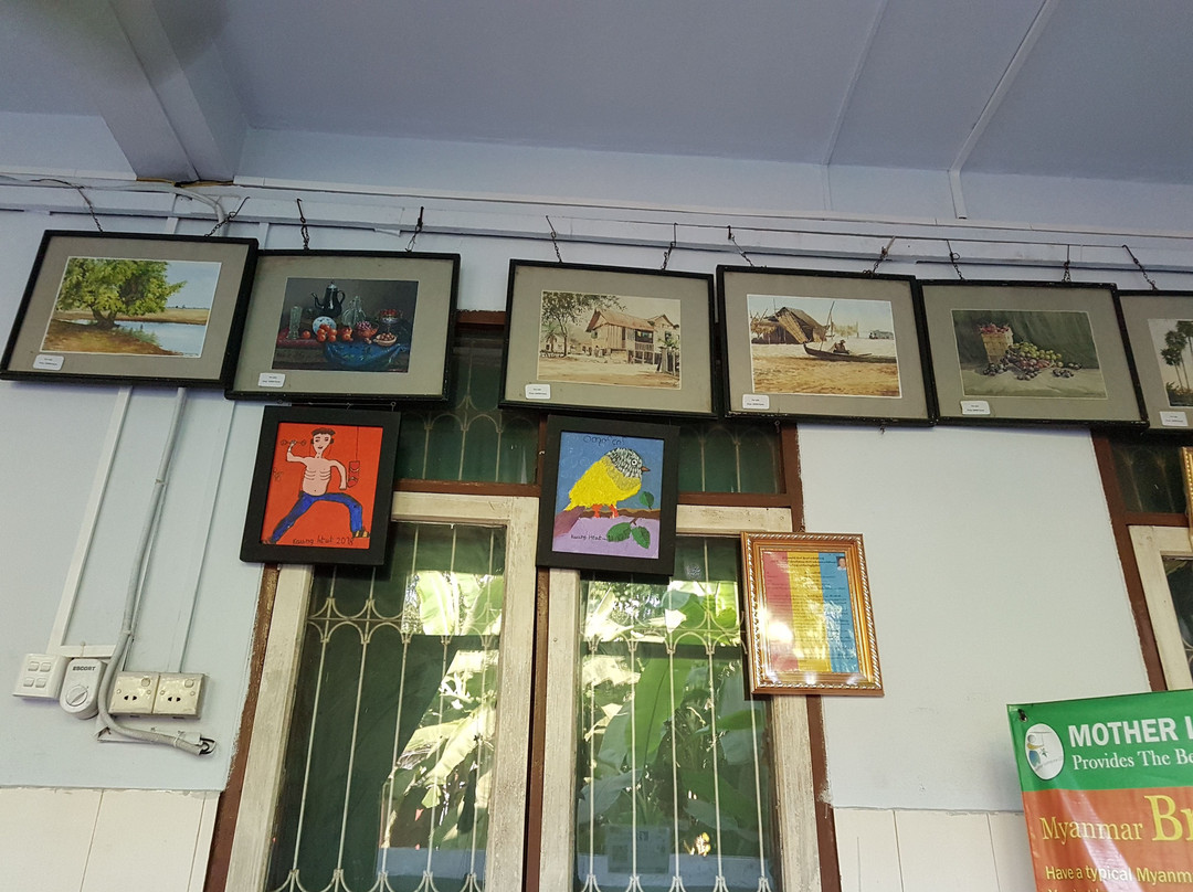 Mother Land Inn 2主图