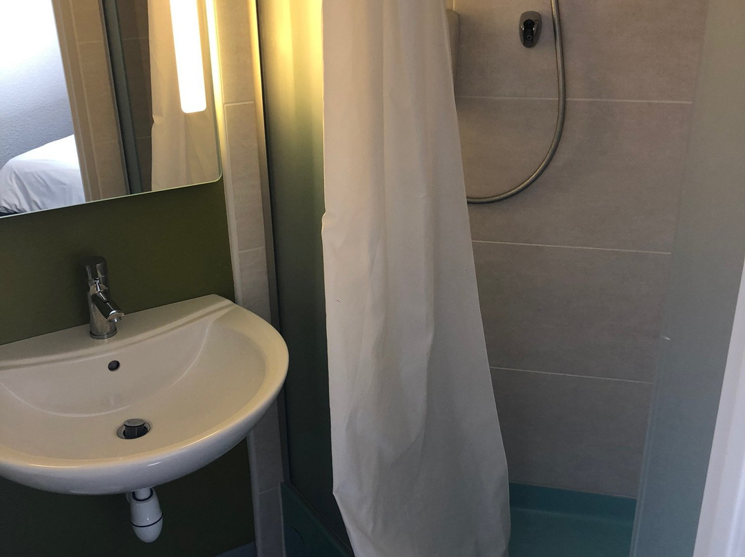 B&B HOTEL Poitiers 1 Futuroscope主图