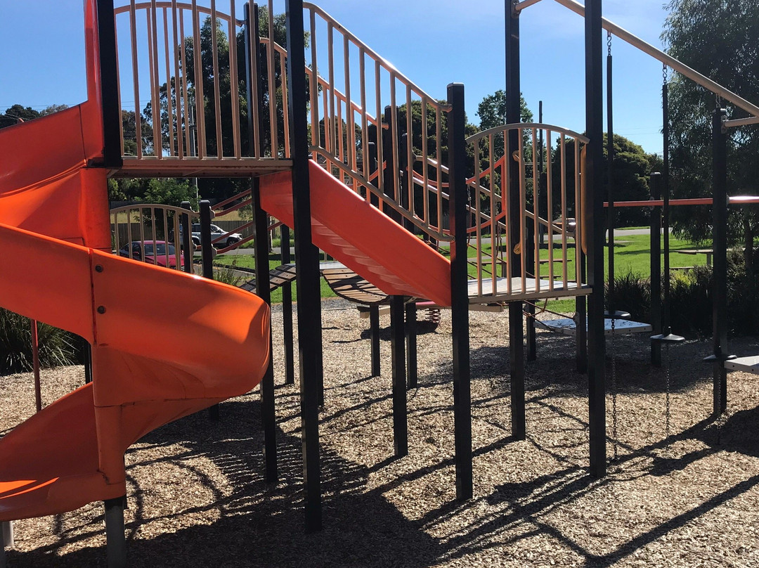 Red Earth Community Park-Mooroolbark必去景点