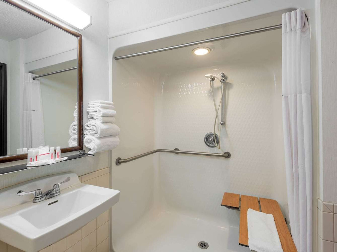 College Inn & Suites主图