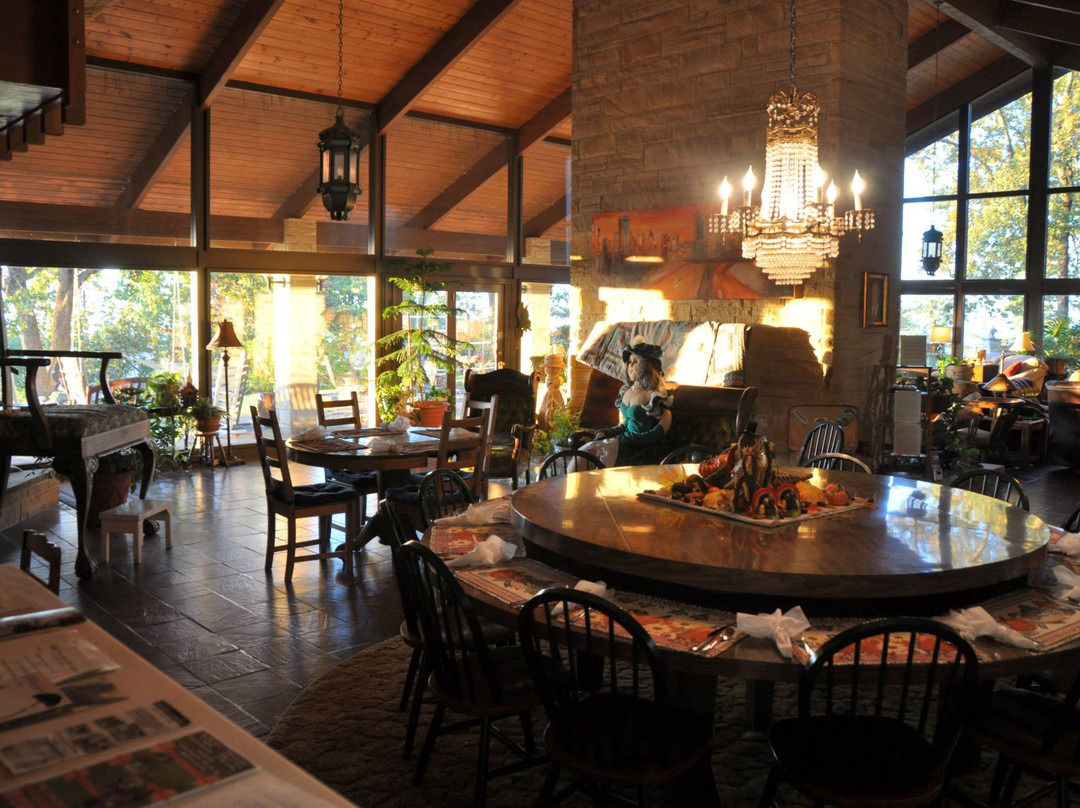 The Secret Bed and Breakfast Lodge主图