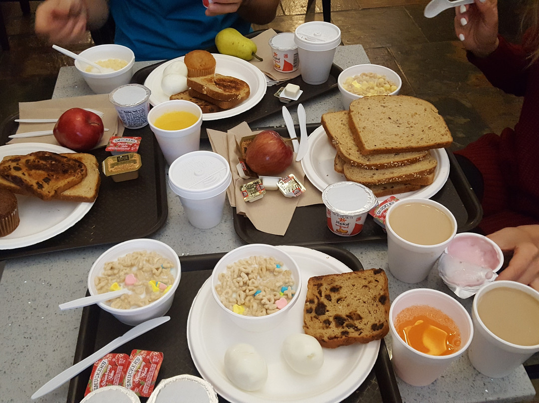 优胜美地南门套房酒店主图