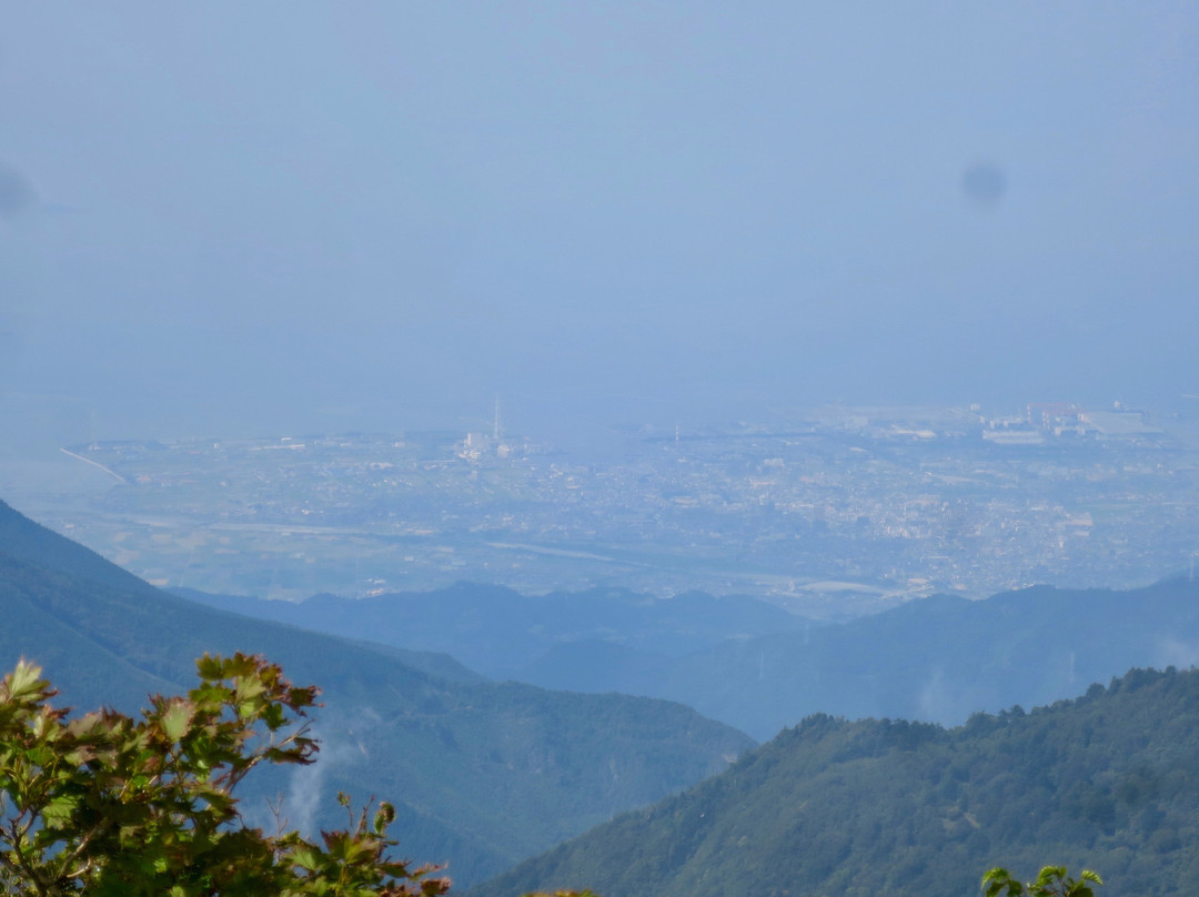 Kamegamori Forest-西条市必去景点