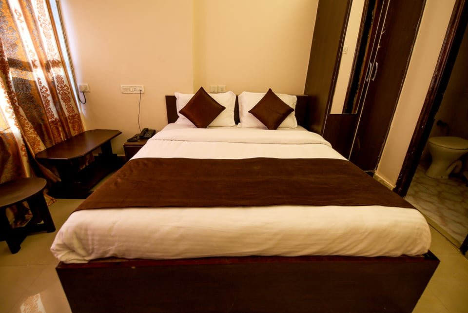 OYO 9305 Hotel Dwarika Inn主图