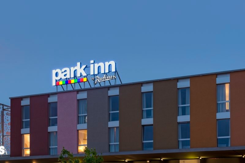 B&B HOTEL Lully 3 Lakes-官方