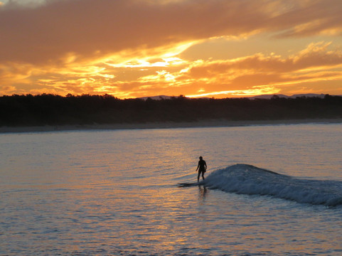 Trent Munro Surf Academy-Scotts Head必去景点