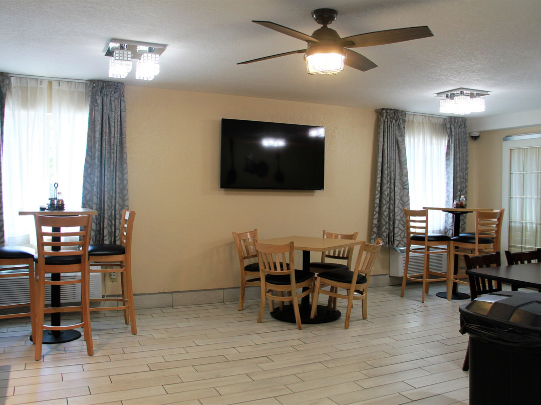 Baymont by Wyndham Stevens Point主图