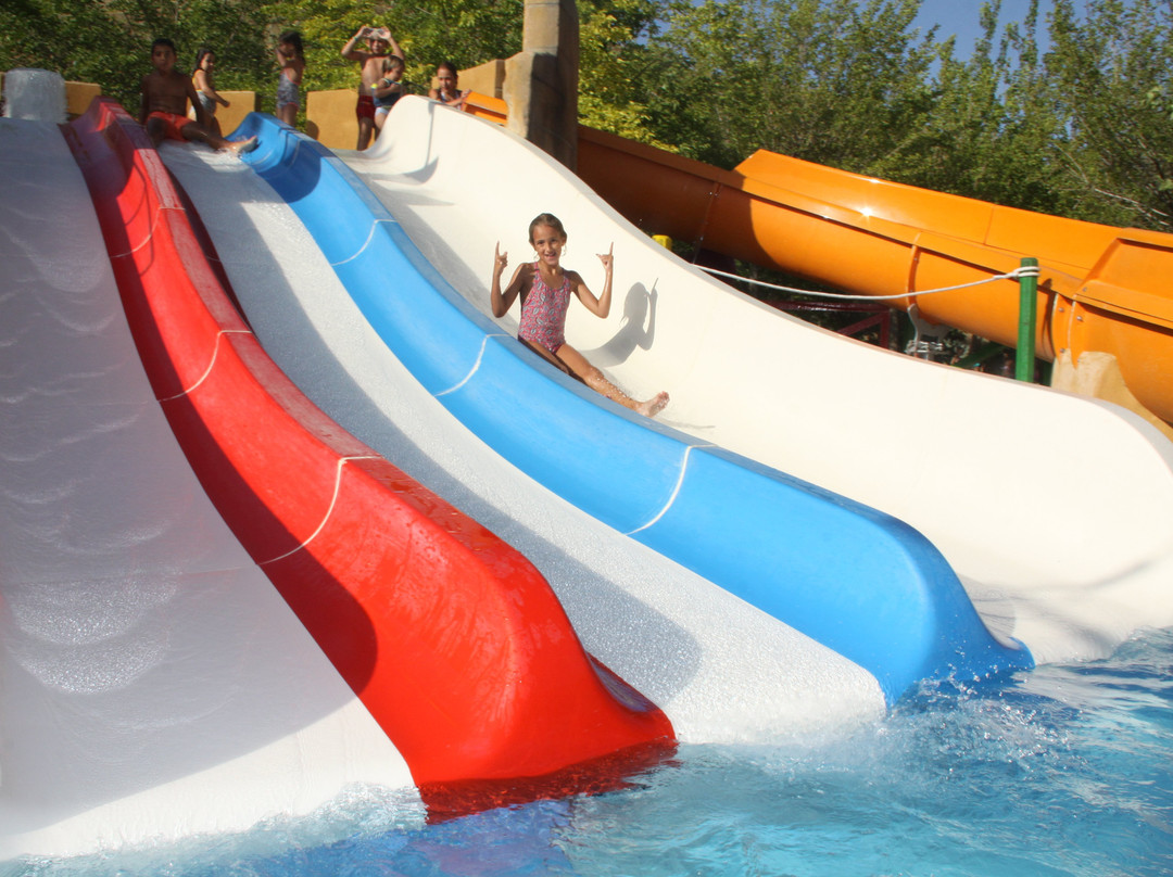 Aquaola Water Park-塞内斯德拉韦加必去景点