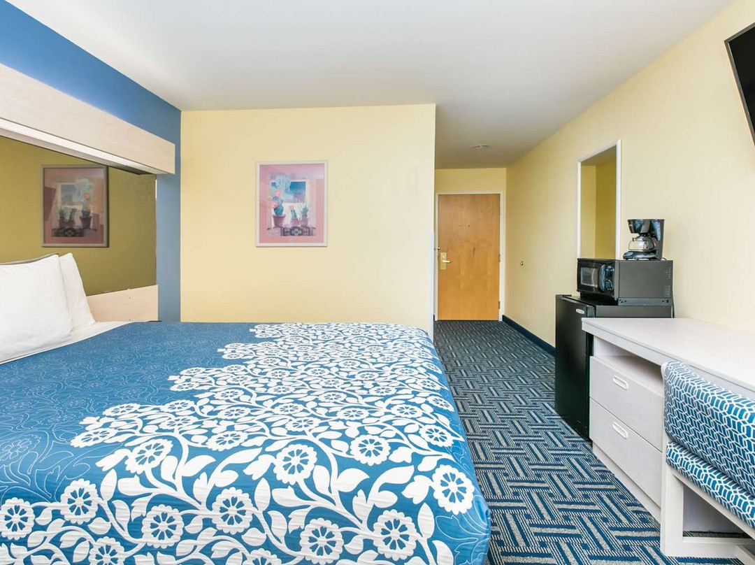 Days Inn & Suites by Wyndham Pryor主图