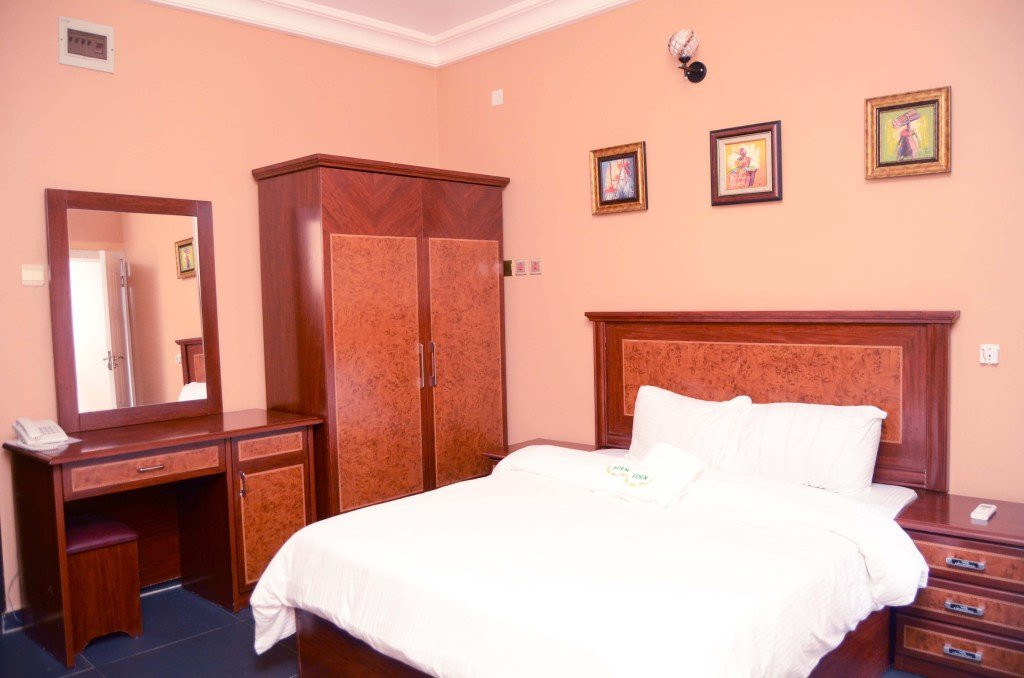 Eden Hotel and Resorts主图