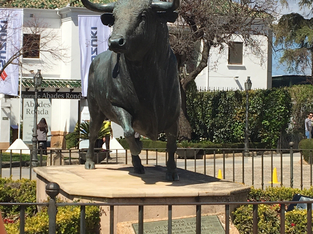 Monumento al Toro-隆达必去景点