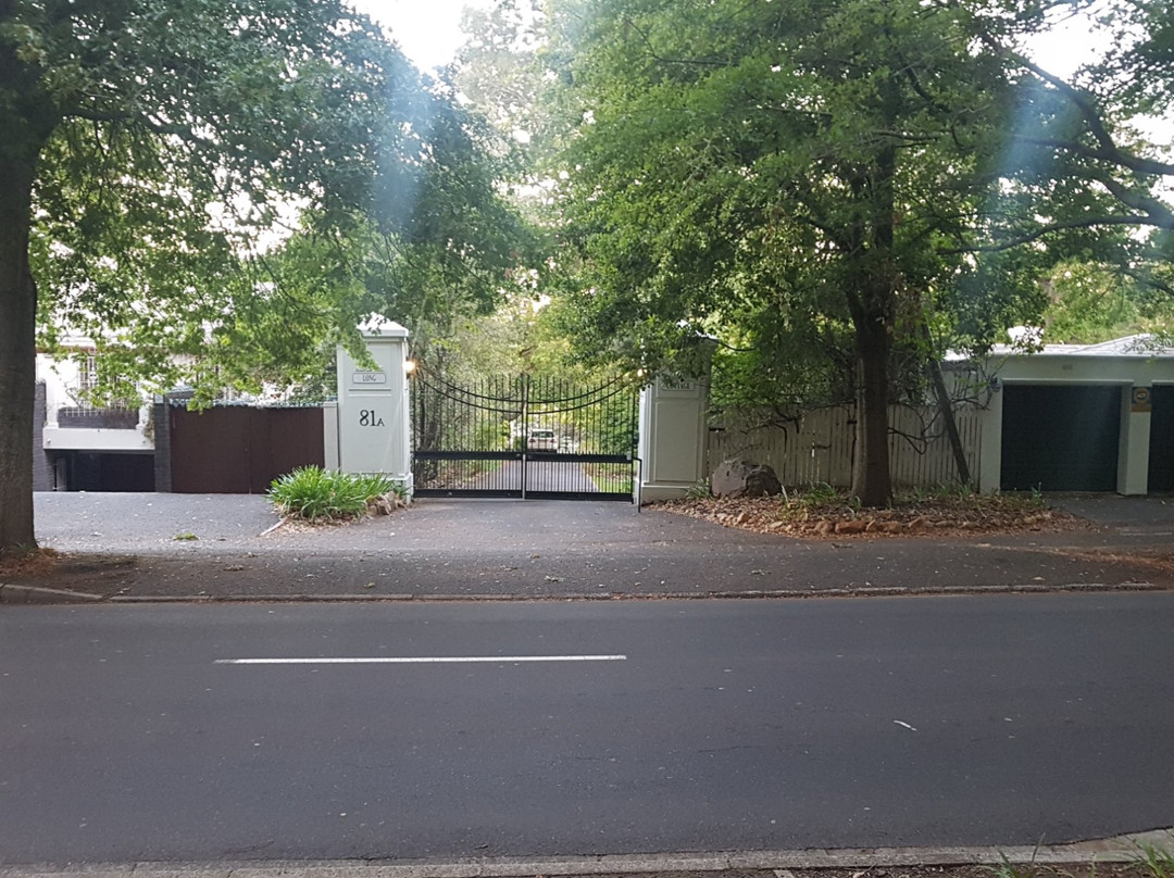 Long Cottage B&B主图