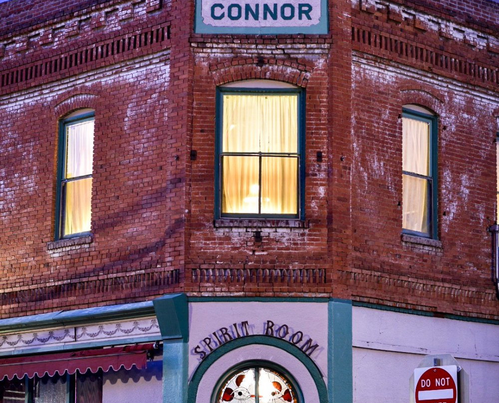 The Connor Hotel主图