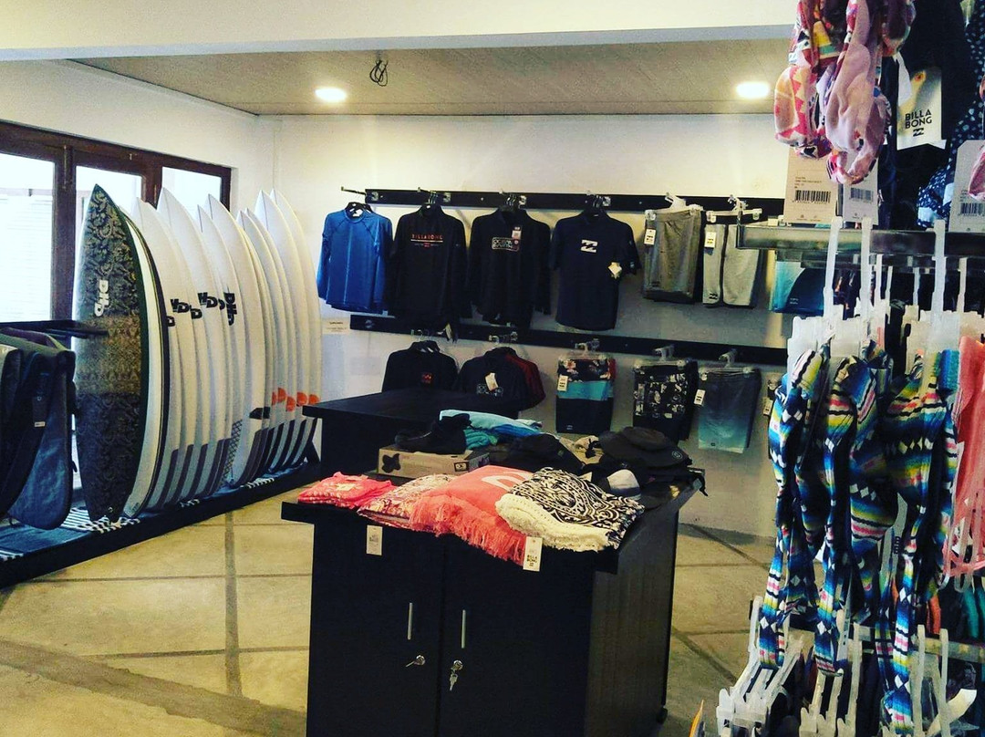 Dylan's Surf Company景点图片