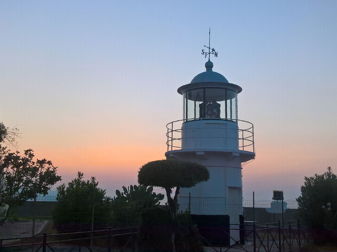 Lighthouse Scilla景点图片