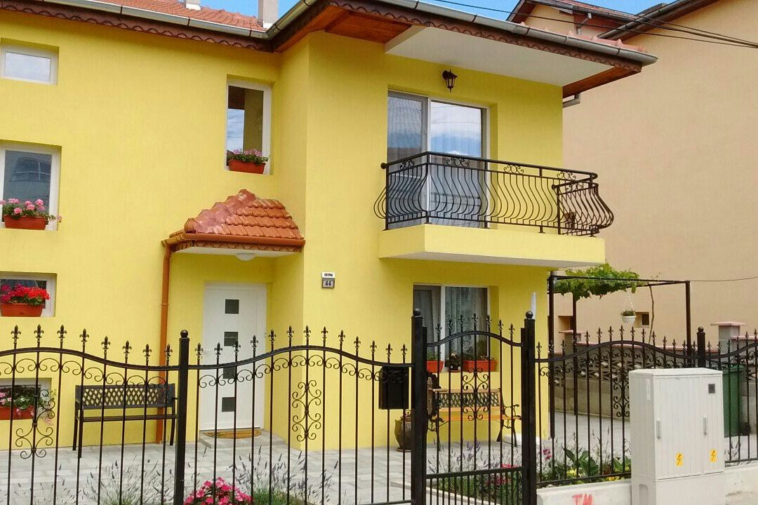Ruja Guest House