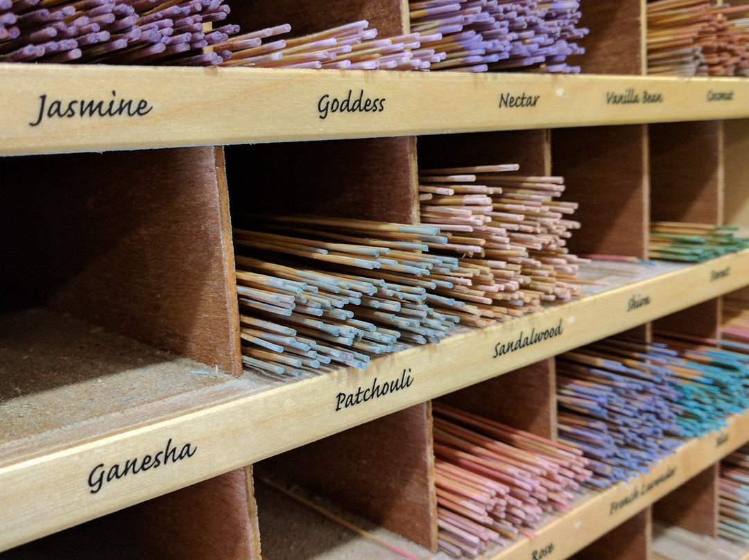 Lobelia's Lair Metaphysical Treasures-纳奈莫必去景点