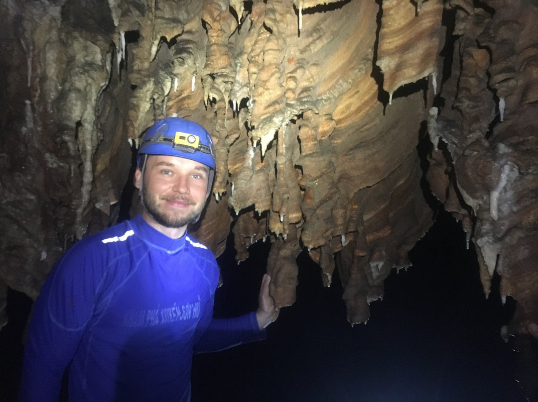 Dong Hoi - Phong Nha Cave Tours景点图片