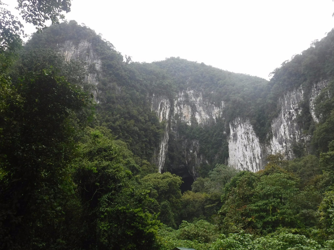 Garden Of Eden Valley Walk-姆鲁国家公园必去景点