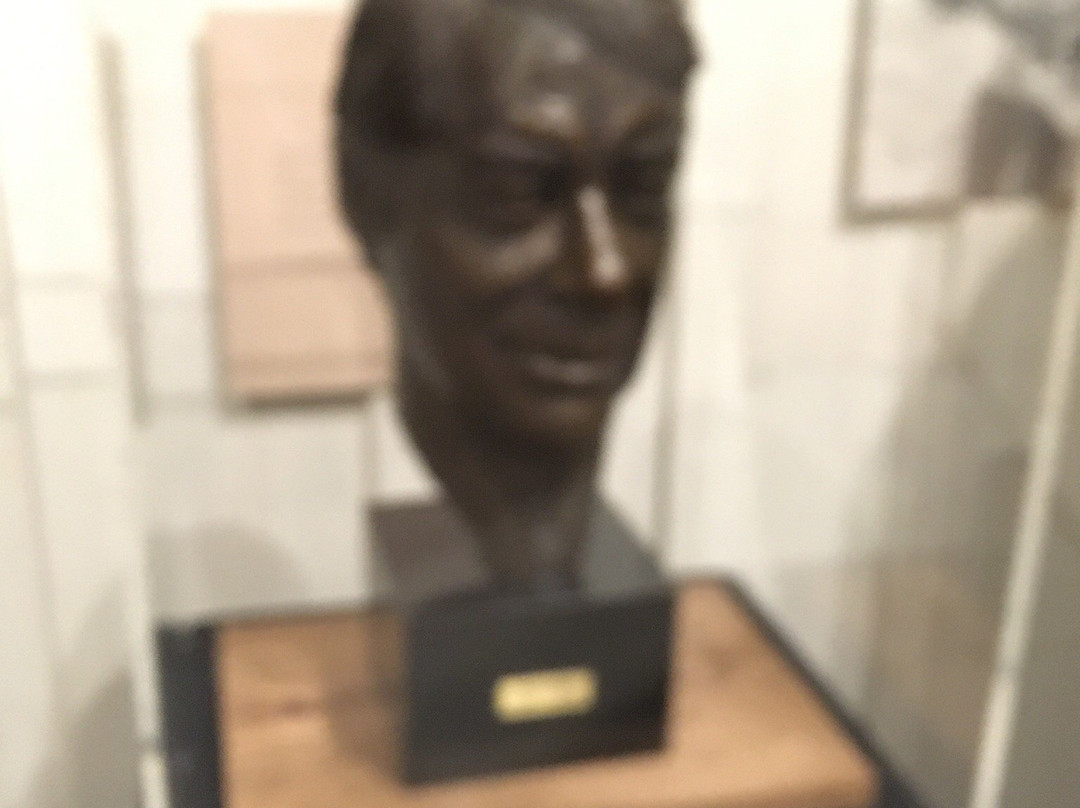 Plains High School-Plains必去景点