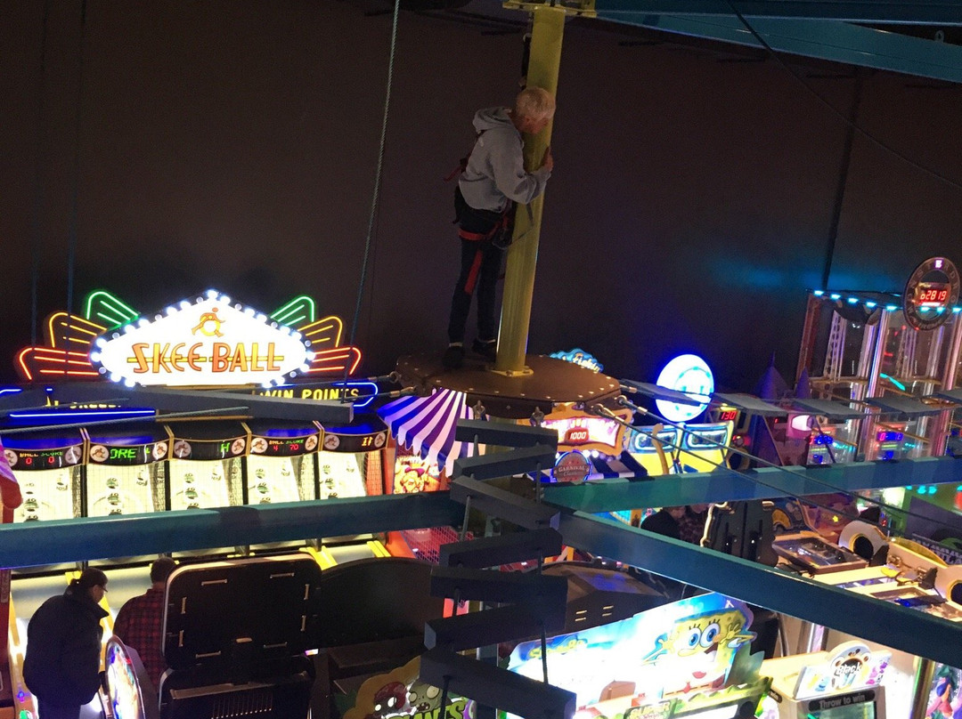 Main Event Entertainment-路易斯维尔必去景点