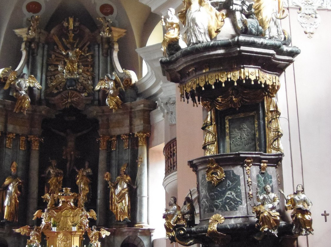 Kirche Zum Heiligen Kreuz景点图片