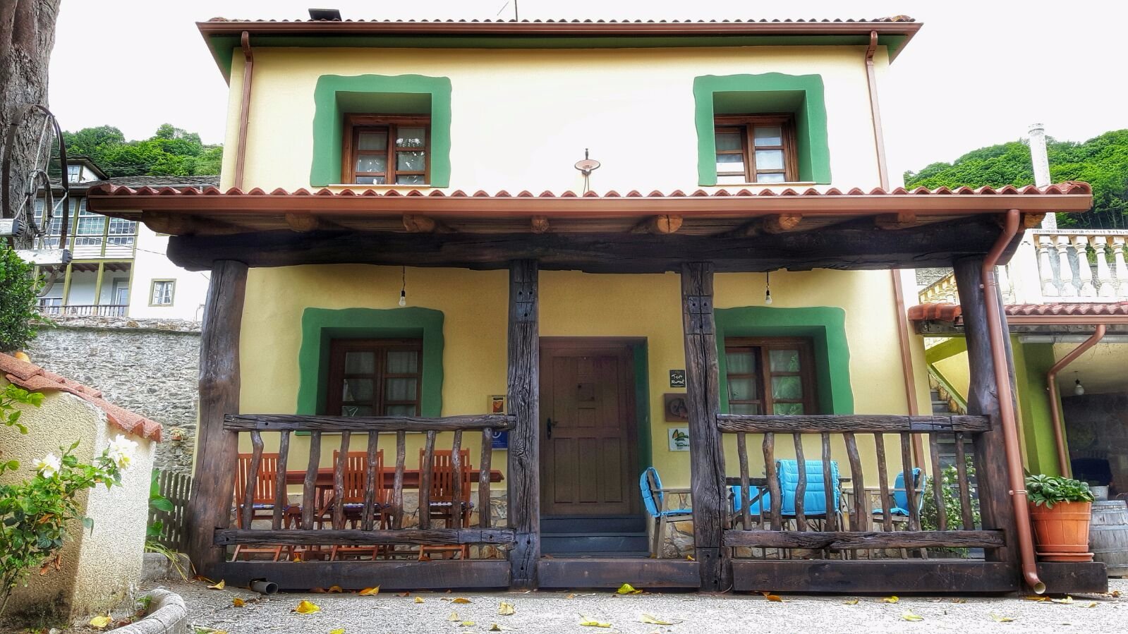 Casa Rural La Pumarada de Limés-官方