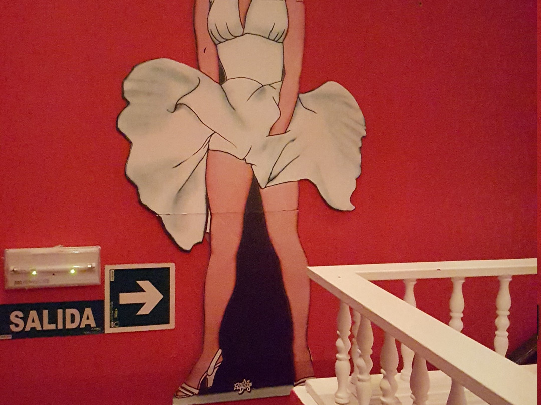 Betty's Music Bar-卡拉多尔必去景点