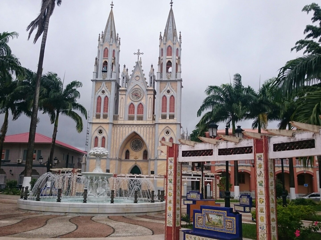 Catedral de Santa Isabel-马拉博必去景点