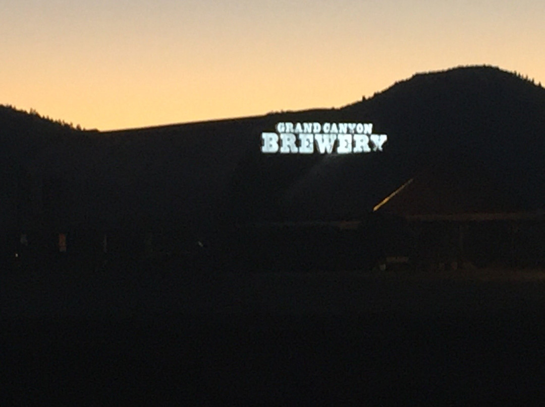 威廉姆斯餐馆和美食-Grand Canyon Brewing Company