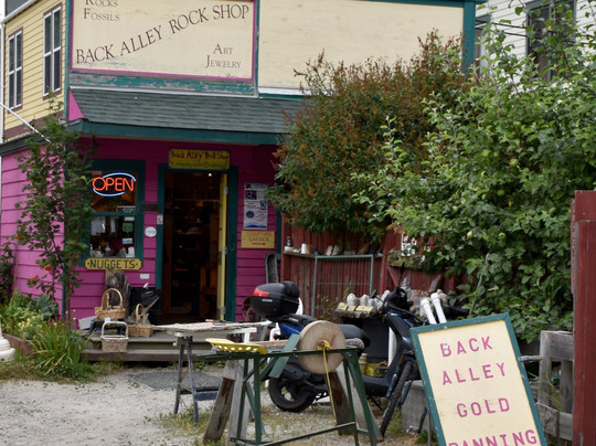 Back Alley Rock Shop-史凯威必去景点