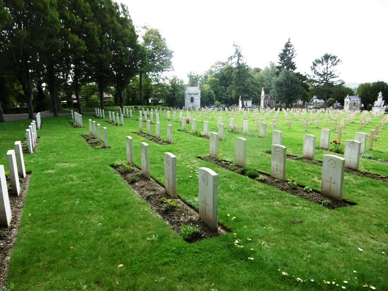 Abbeville Communal Cemetery景点图片