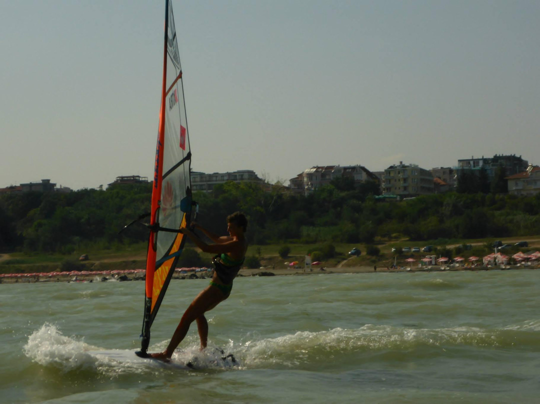 Surf School Tortuga景点图片