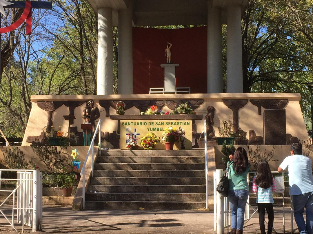 Parroquia San Sebastian-Yumbel必去景点