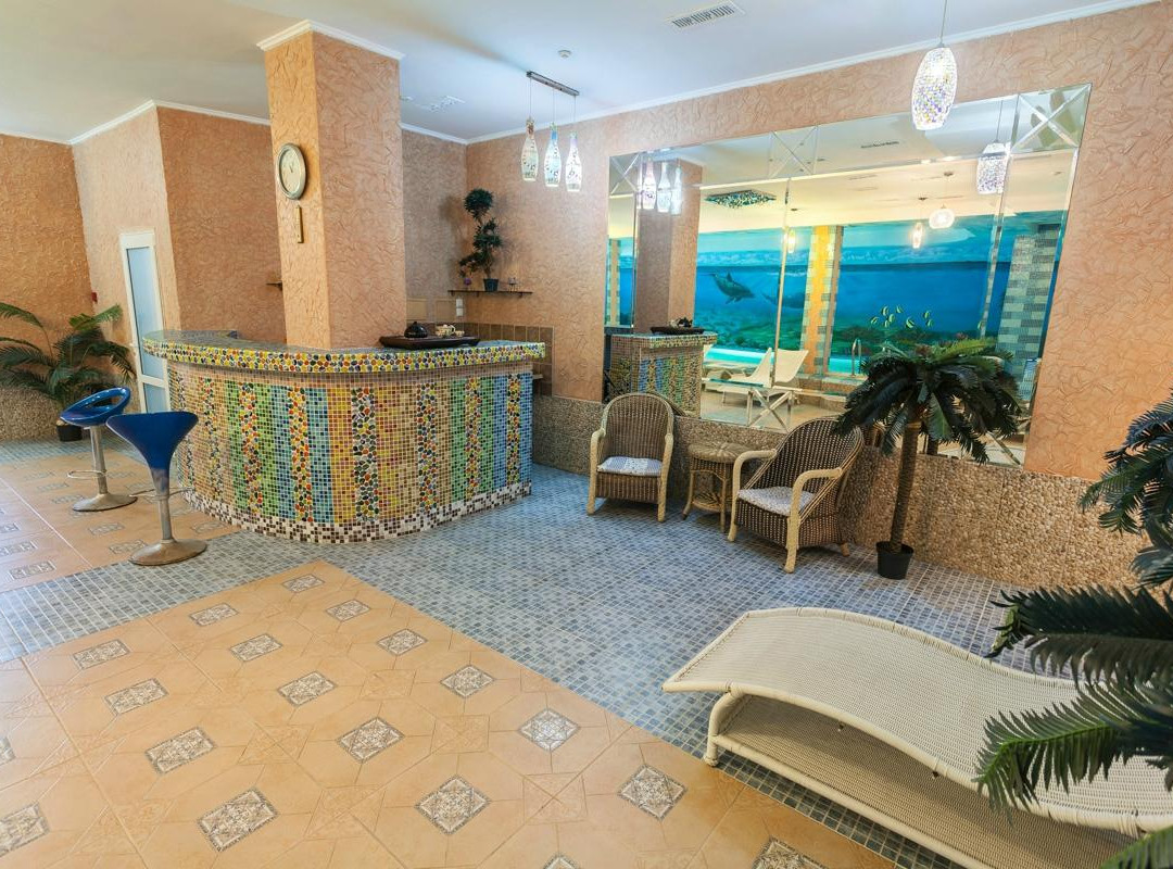 Gloria Park Hotel