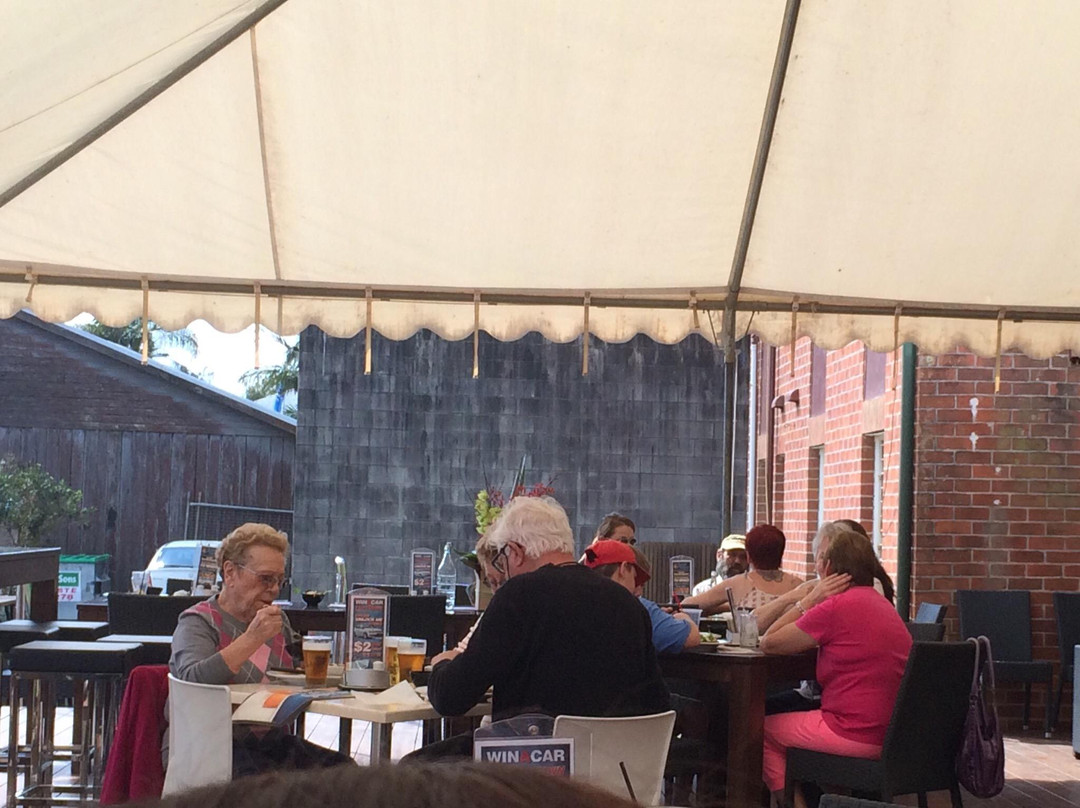 The Maclean Hotel主图