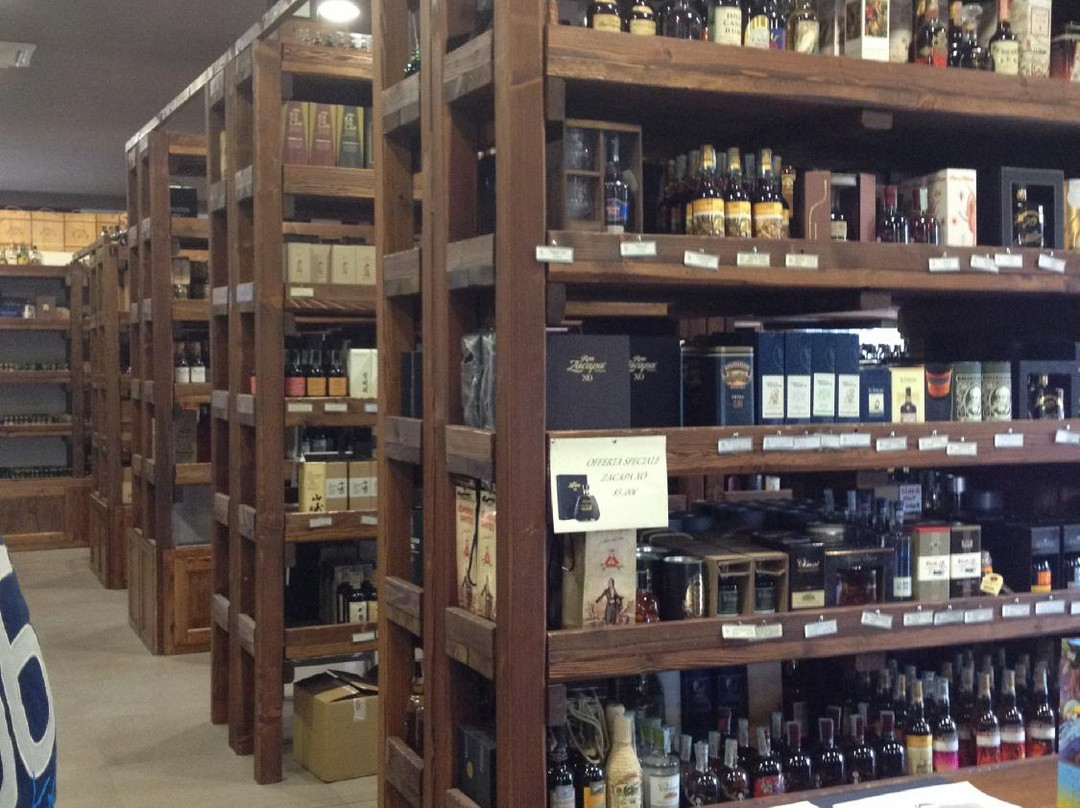 Whisky Antique景点图片
