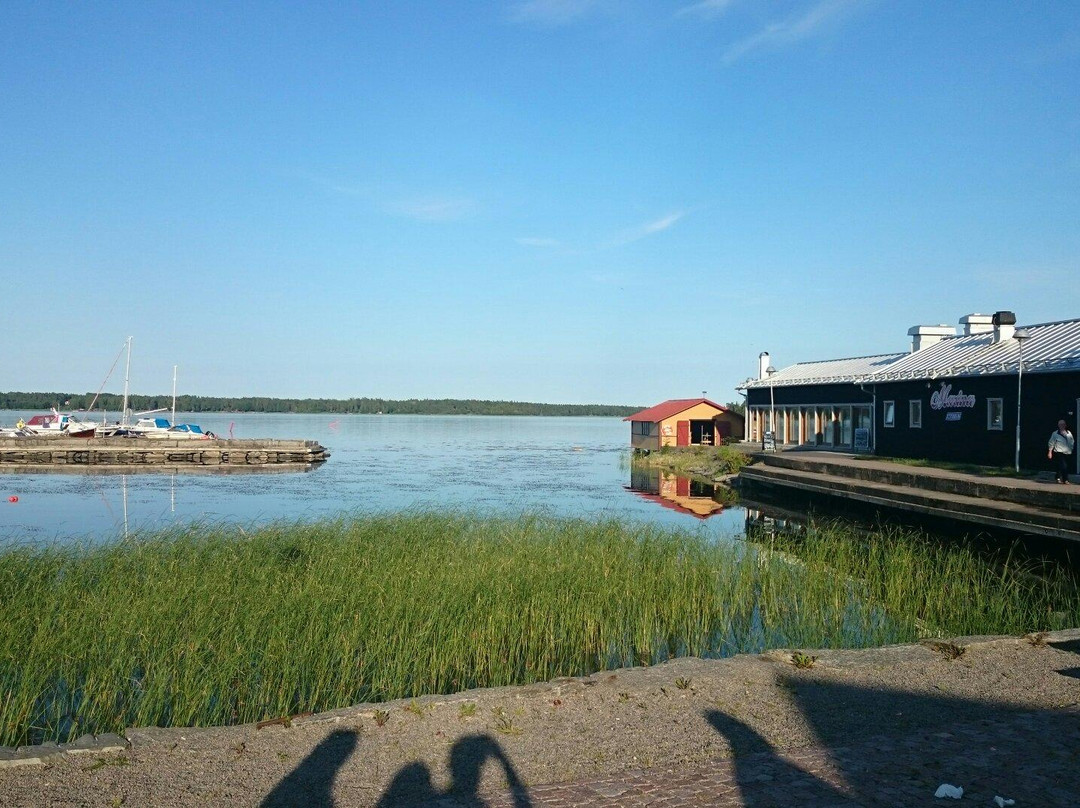 Marina Sportsbar