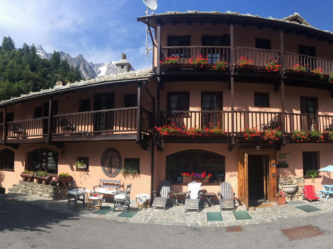 Locanda la Brenva - Hotel & Restaurant