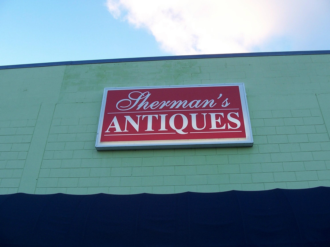Sherman's Antiques-温特黑文必去景点
