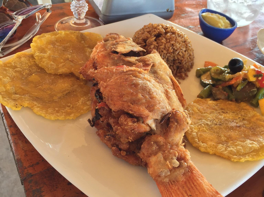 Maizal餐馆和美食-Restaurante Bora Bora Beach