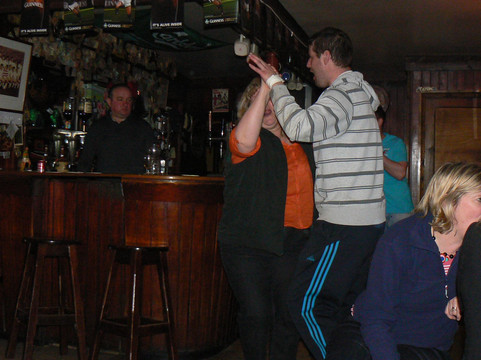 Bernard Harrington's Bar-Glengarriff必去景点