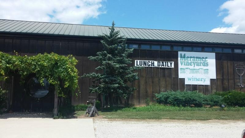 Peace Love Sangria-Saint James必去景点