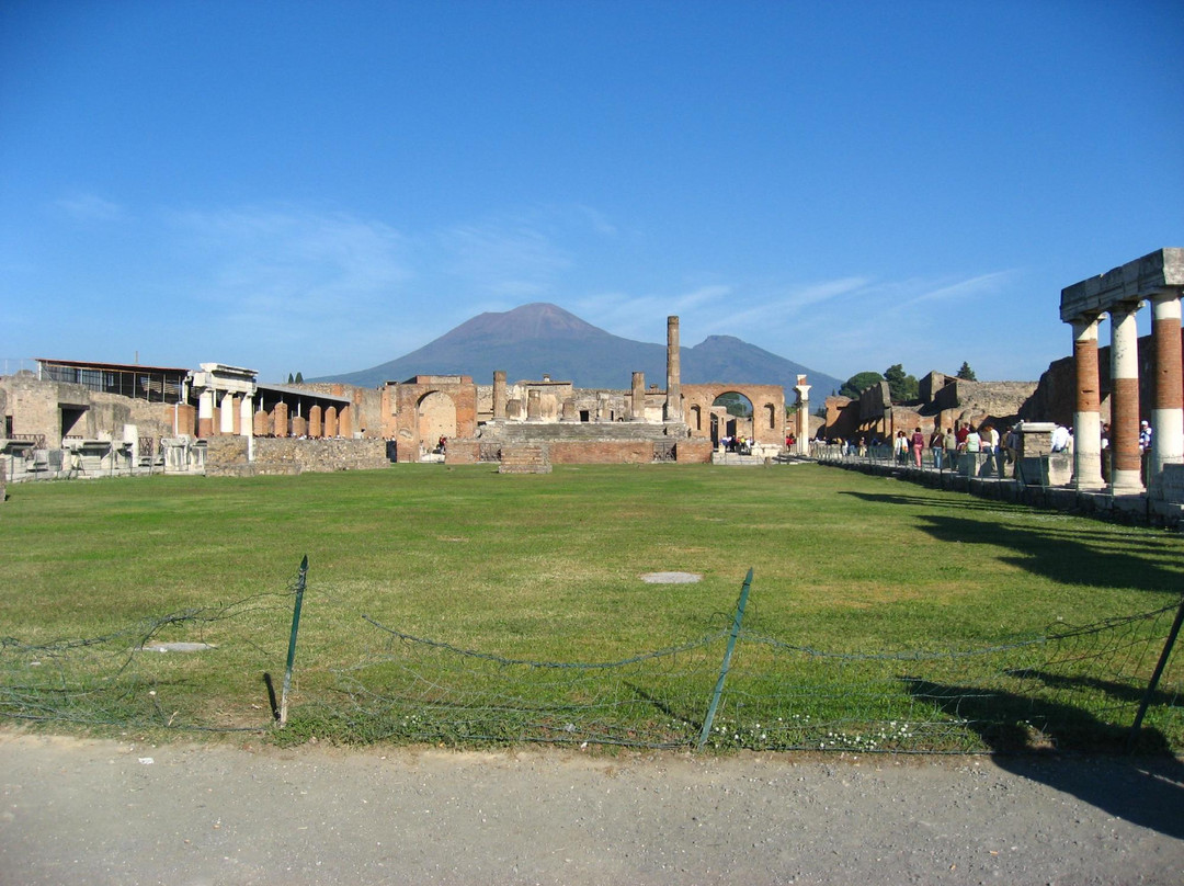 Foro de Pompeya景点图片